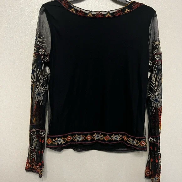 American Eagle Outfitters Black Sheer Embroidered Goth Boho Flares Blouse Sz M - Picture 7 of 7